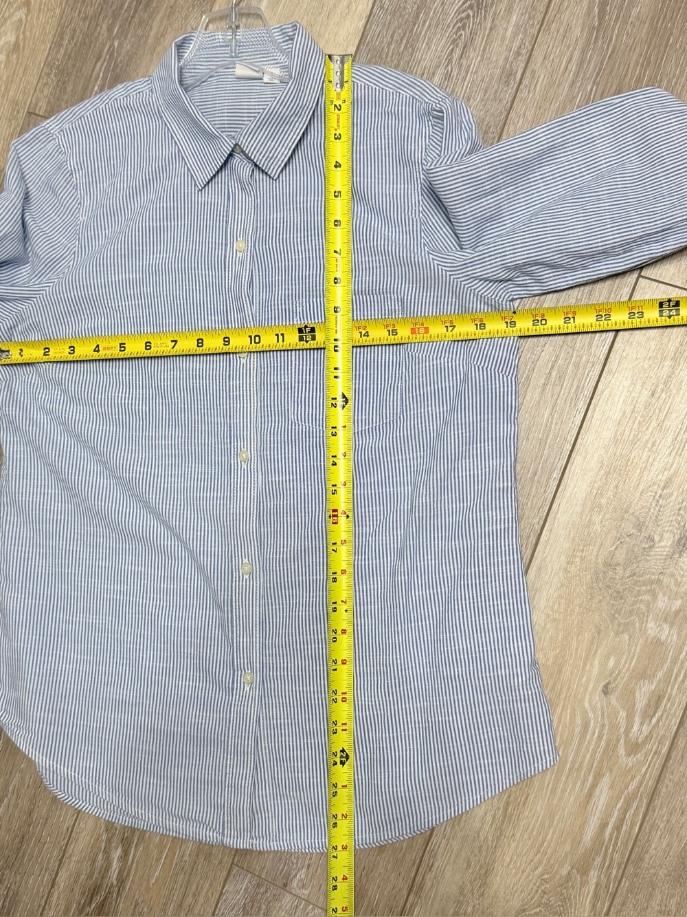 #14) GAP Blue and White Pinstripe Button-Down Shirt - Picture 4 of 6